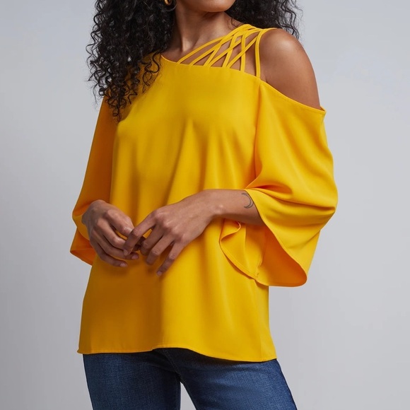 New York & Company Tops - NY & Co Asymmetric Strappy Shoulder Top • size Medium